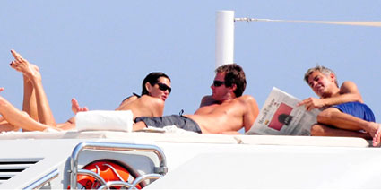 Cindy Crawford, Randy Gerbe, George Clooney Cindy Crawford, Randy Gerbe, George Clooney
